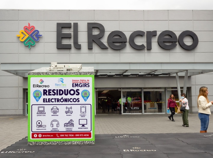 A RECICLAR APARATOS ELECTRÓNICOS EN EL SUR DE QUITO